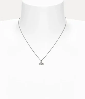 Oslo Pendant Necklace